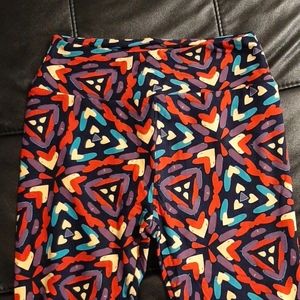 Multicolored Print Lightweight Fleece Leggings